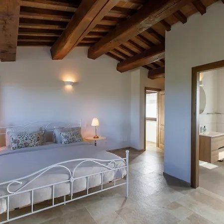Peaceful Umbria Views & Heated Infinity Pool Nyaraló