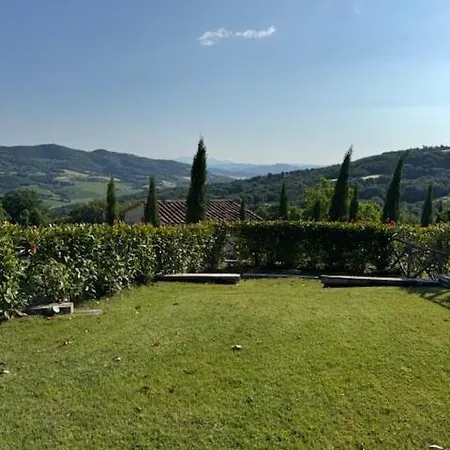 Peaceful Umbria Views & Heated Infinity Pool Umbertide
